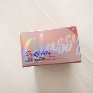 Glassy pretty filter skin balm